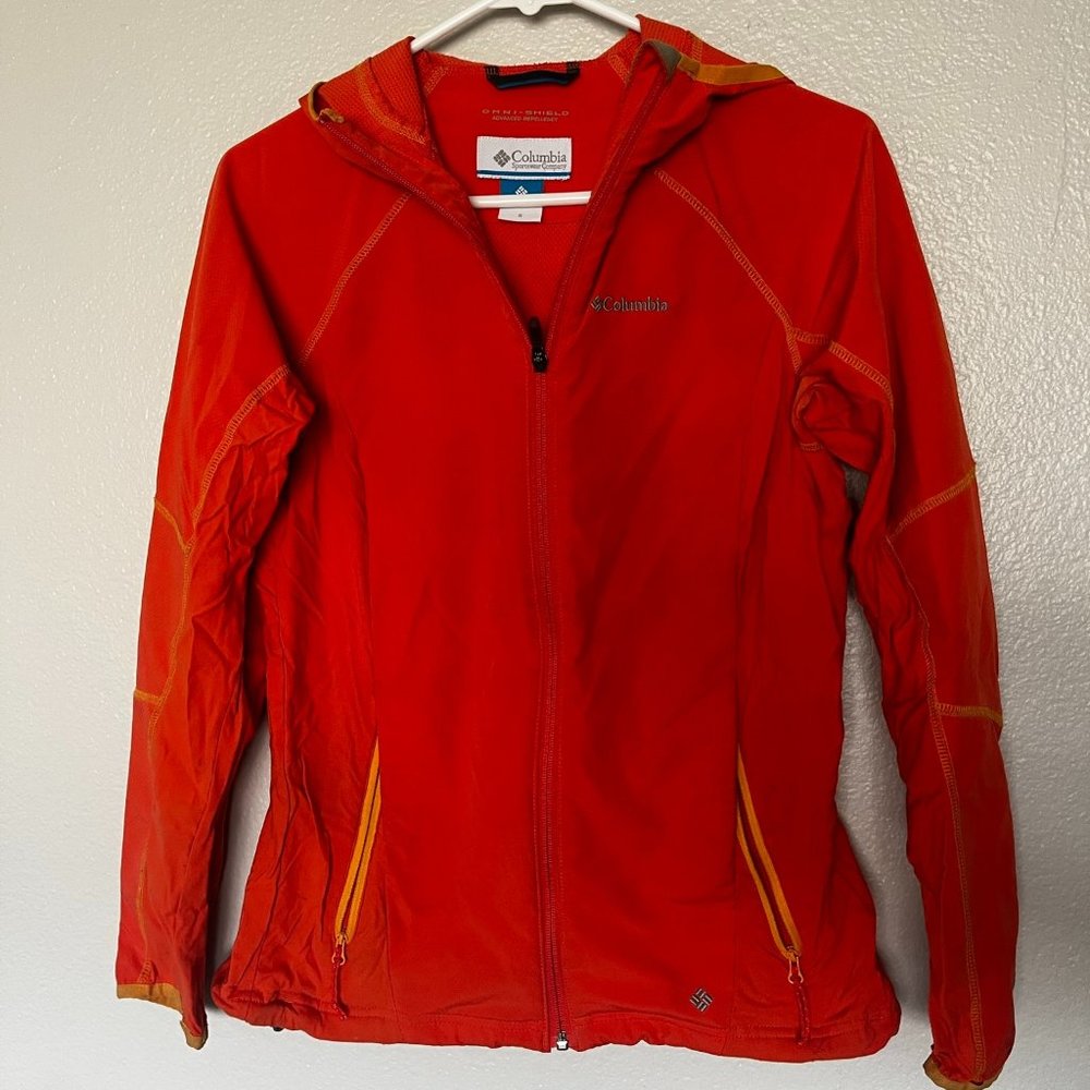 Columbia Wind breaker Hoodie